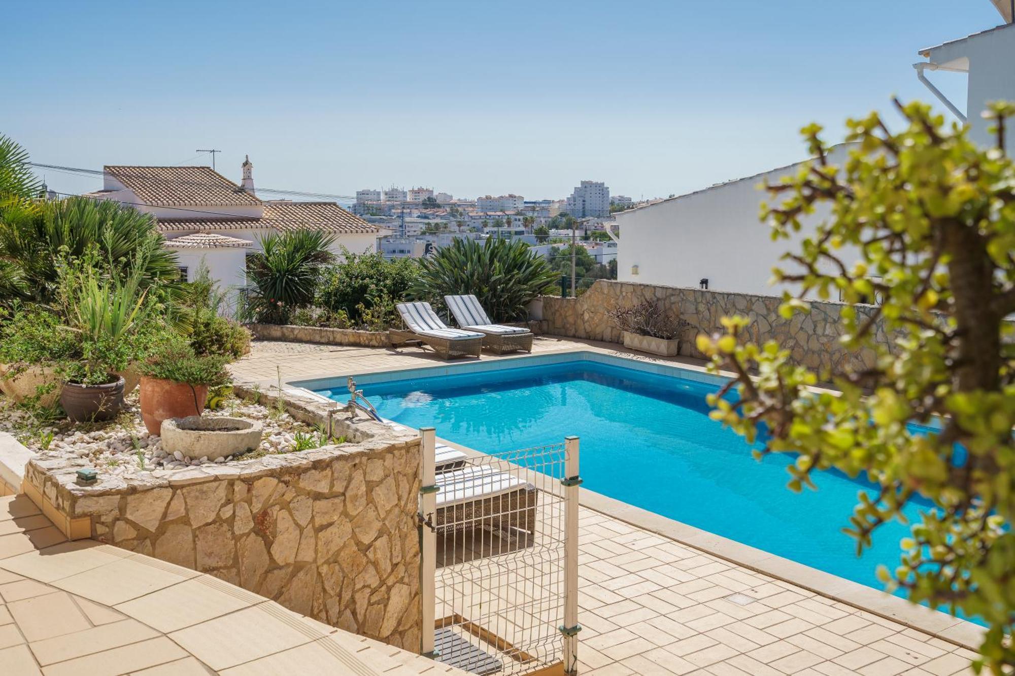 Family Oasis With Pool And Leisure #1957 Lagos